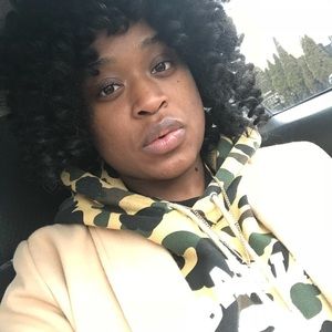 Meet your Posher, Tierra